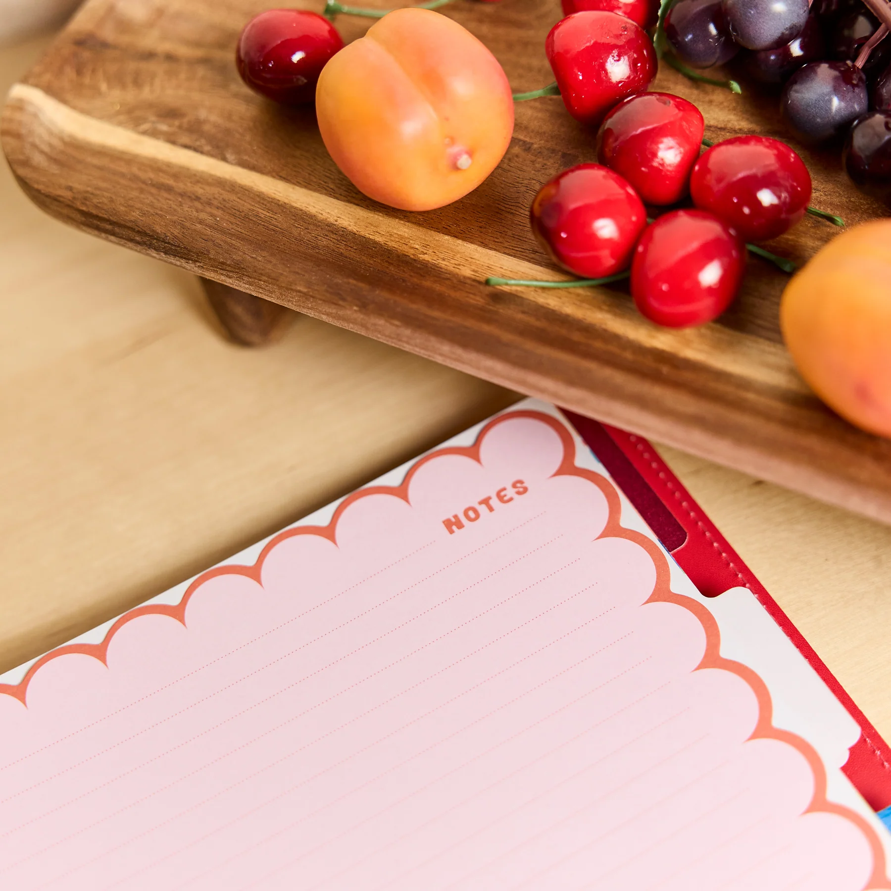 Sunshine Splash - Scalloped Edge Dotted Lined Classic Filler Paper - 40 Sheets - Image 5